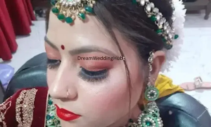 Shree Beauty Salon