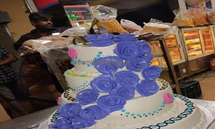 Shree Ganesh Bakery ,sweets And Fresh Juce