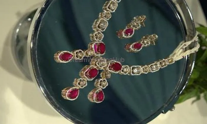 Shree Ji Jewels (jeweller) – Gold/diamond Jewellery Store Shree Ji Jewels (jeweller) – Gold/diamond Jewellery Store