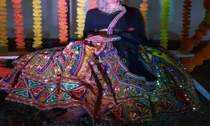 Shree Nakoda Dresses / Kavira