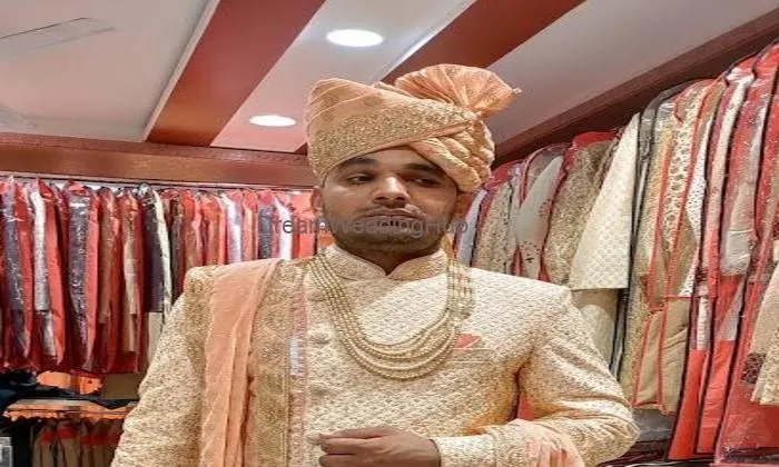 Shree Sai Collection & Sherwani