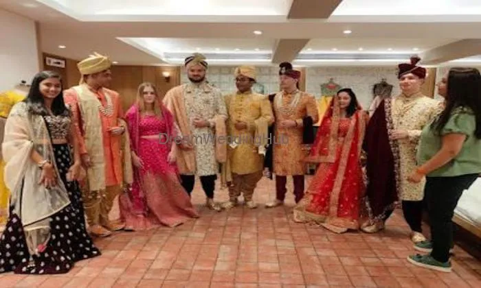 Shree Shivam - Wedding Clothing Fashion & Lifestyle Store (bhopal)