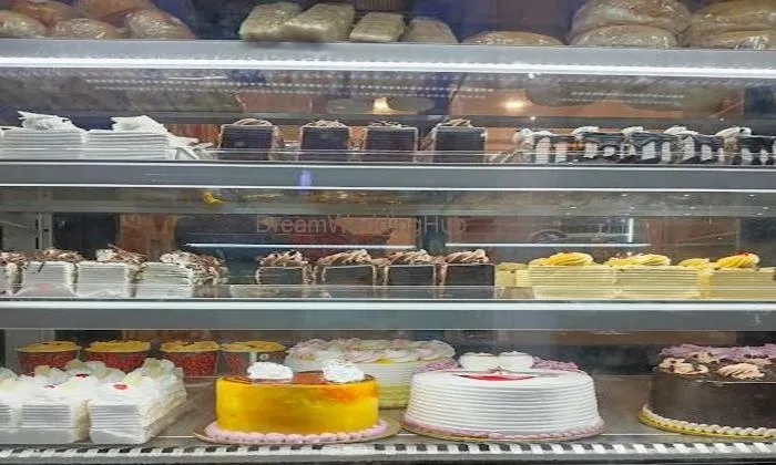 Shreshtha Bakery Parlour