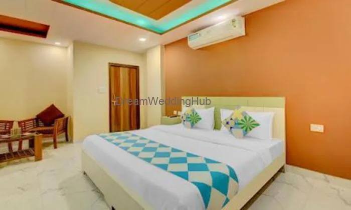 Shri Drona Hotel
