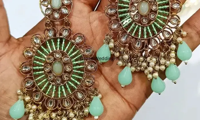 Shri Giriraj Jewellers