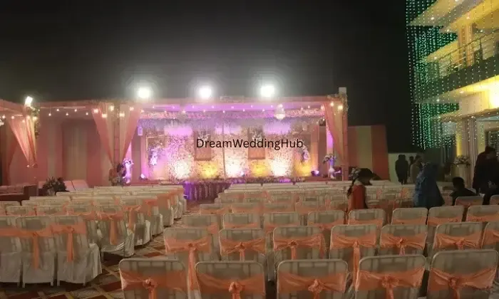 Shri Gopal Upwan Hotel Lawn  Banquet