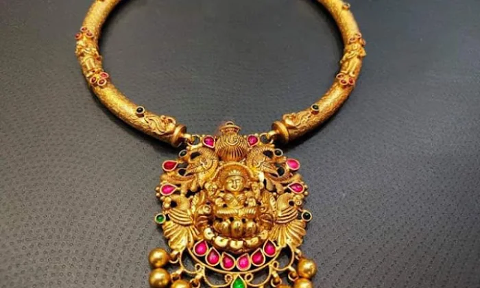 Shri Guru Jewellers