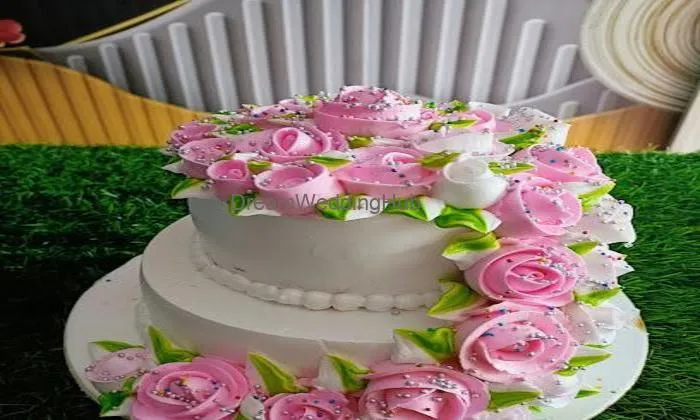 Shri Heeralal Bakers