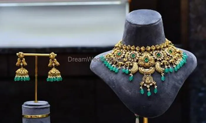 Shri Khanna Jewellers Shri Khanna Jewellers
