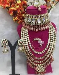 Shri Laxmi Ravalnath Jewellers