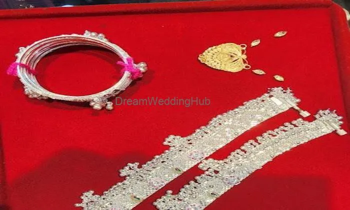 Shri Mahalaxmi Jewellers