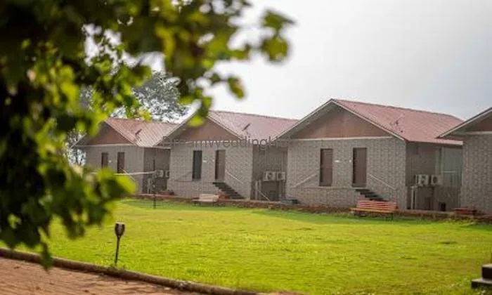 Shvas Island Resort