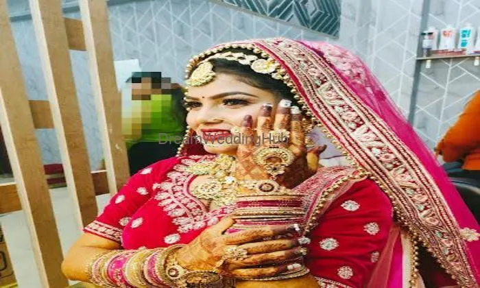 Shweta Makeover Beauty Salon