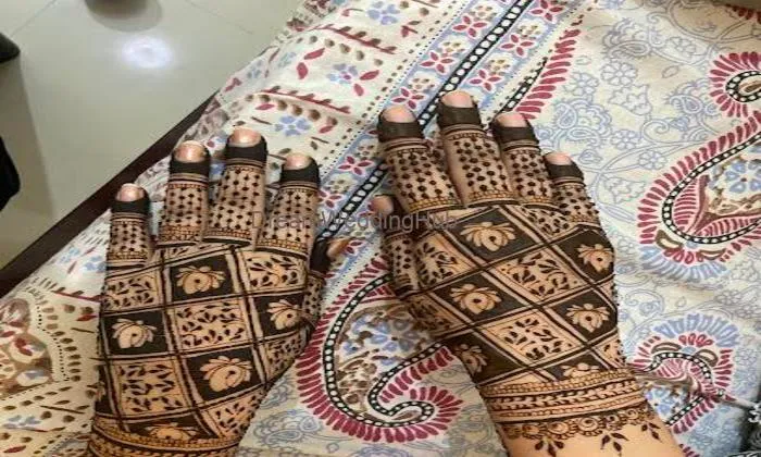 Siddhi’s Mehendi & Nailart