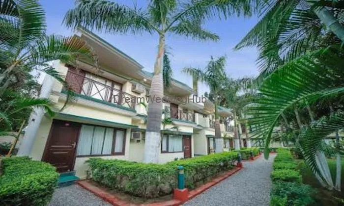 Signature Corbett Resort