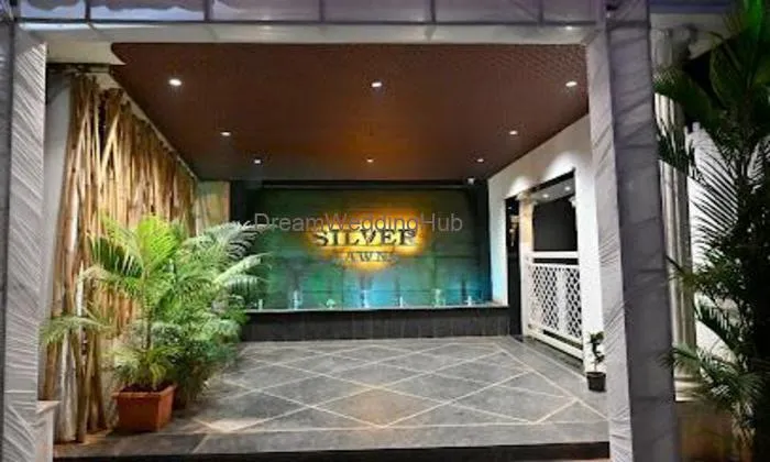 Silver Lawns And Banquet