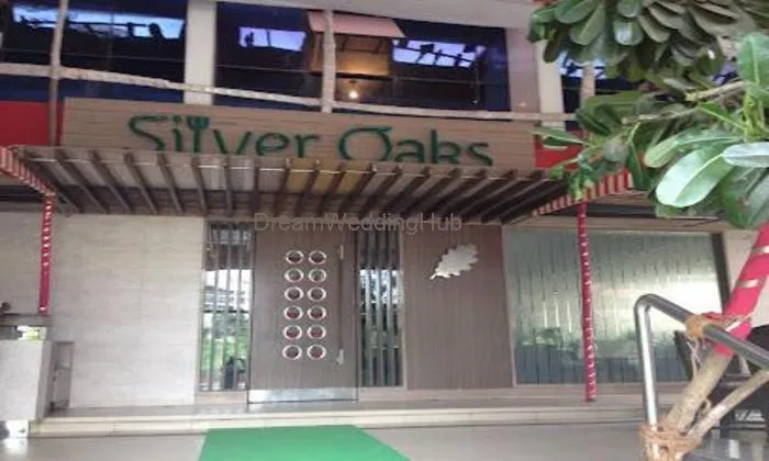 Silver Oaks