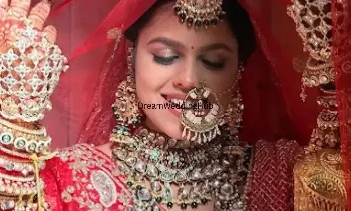 Simer Manchanda Makeovers Simer Manchanda Makeovers