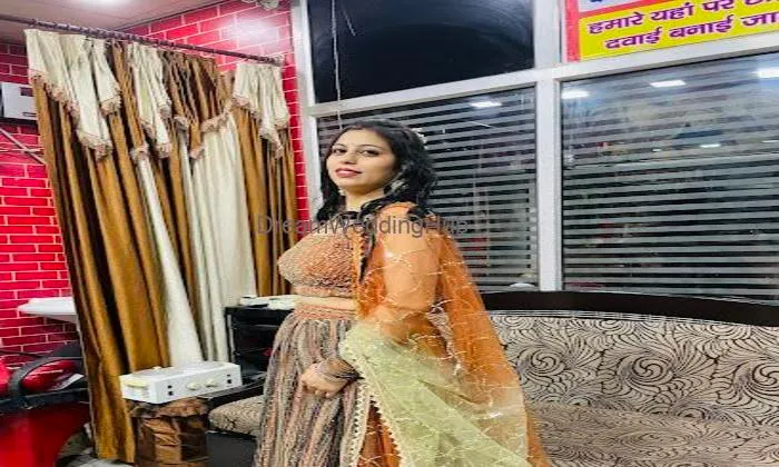 Simran Beauty Parlour And Shopping Centre Simran Beauty Parlour And Shopping Centre
