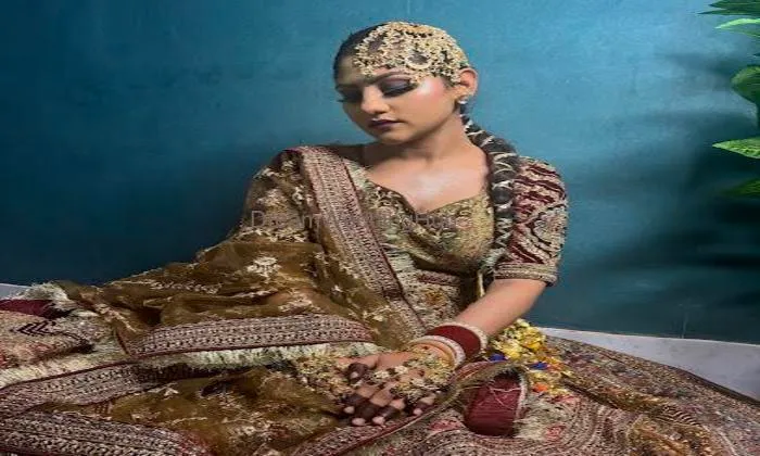 Simran Girdhar Makeovers Simran Girdhar Makeovers