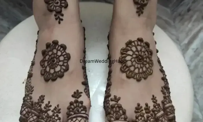 Simran Mehandi Artist