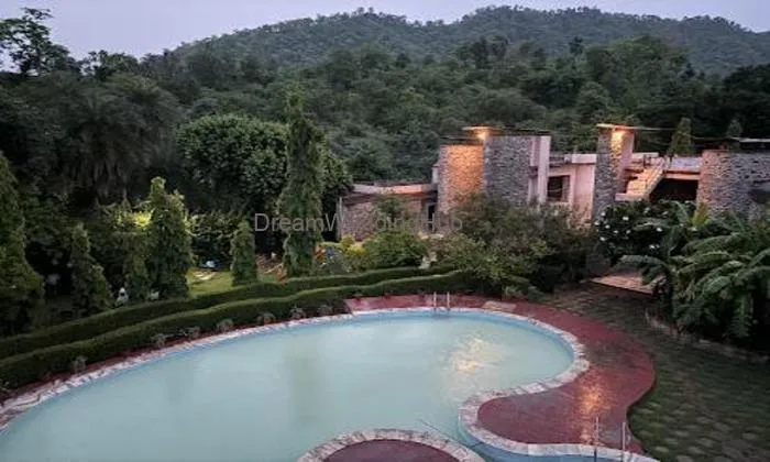 Siyava Valley Resort