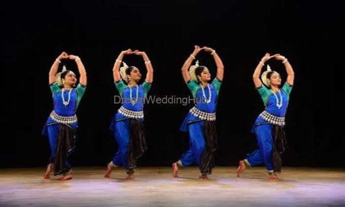 Sṛjan Guru Kelucharan Mohapatra Odissi Nrityabasa Sṛjan Guru Kelucharan Mohapatra Odissi Nrityabasa