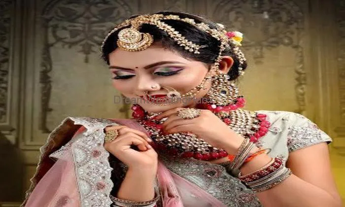 Smart Look Beauty Academy Jalgaon