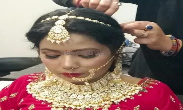Smile N's Makeup