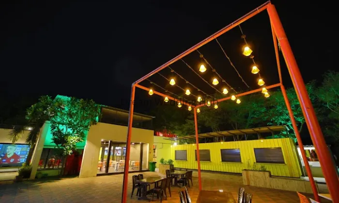 Society The Food Square