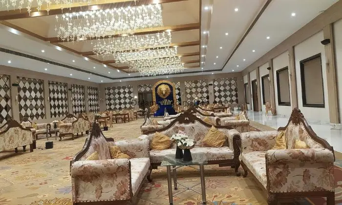 Solitaire Resort