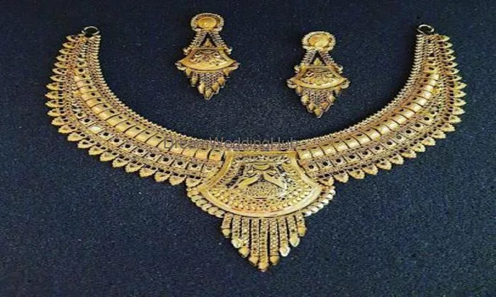 Sondhi Ornament House