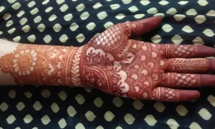 Sony Mehandi Designer