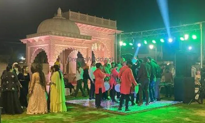 Soundtech - Professional Sound & Light Service