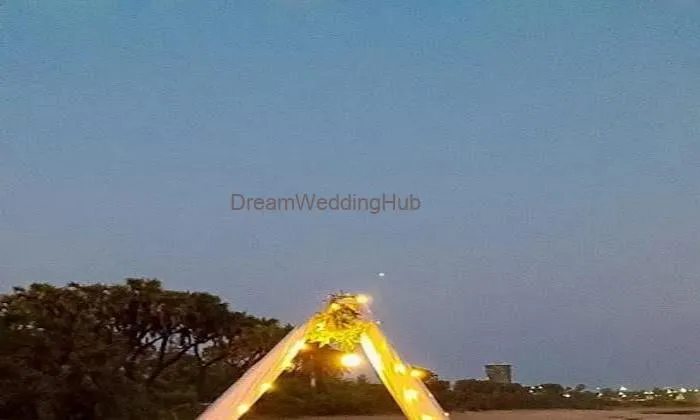 Special Dinner On Beach
