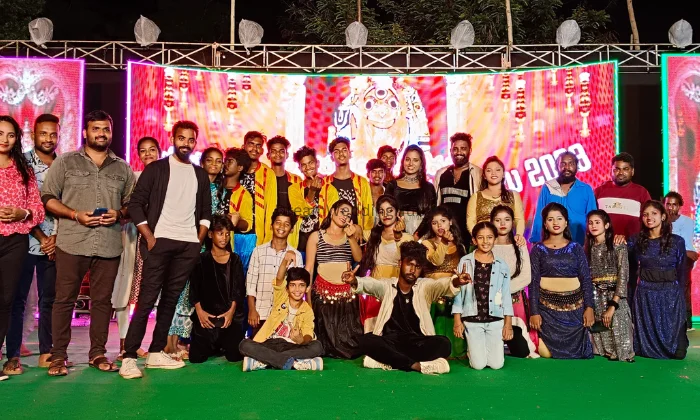 Sr Dance Studio