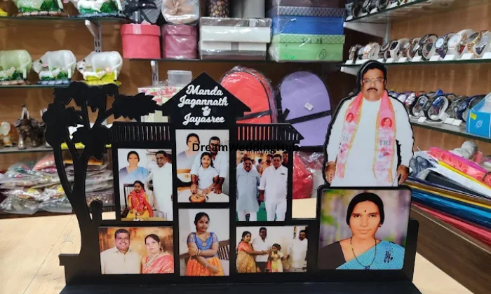 Sree Balaji Frames And Gifts