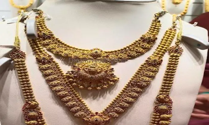 Sree Kumaran Thangamaligai