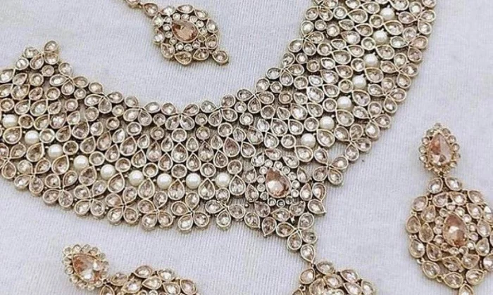 Sri Hari Jewellers