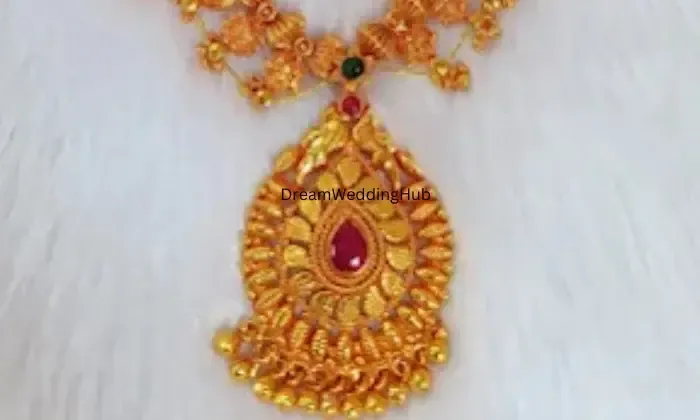 Sri Indira Gold Covering