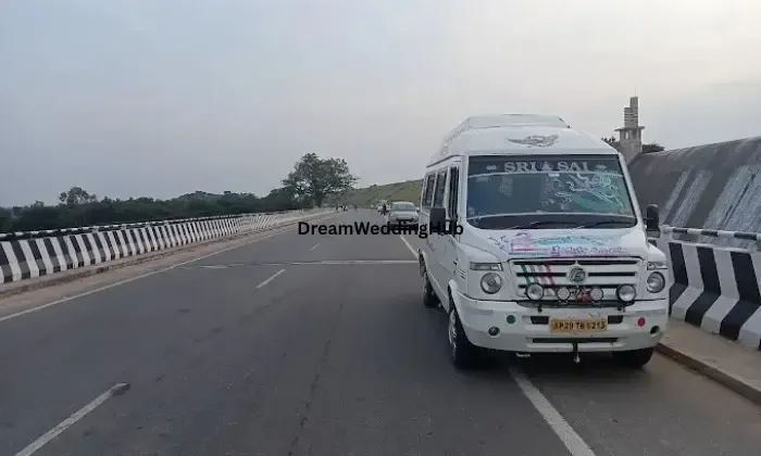 Sri Sai Tourist