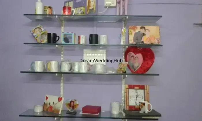 Srinivasa Memorable Gifts