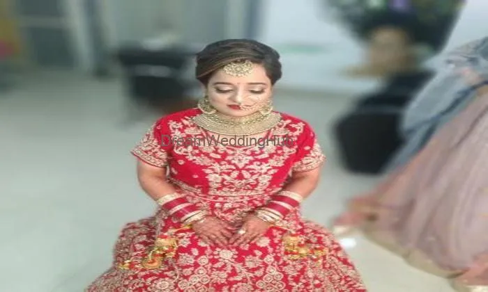 Step In Salon | Best Salon In Mukerian | Best Bridal Makeup Salon In Mukerian| Best Hair Salon In Mukerian