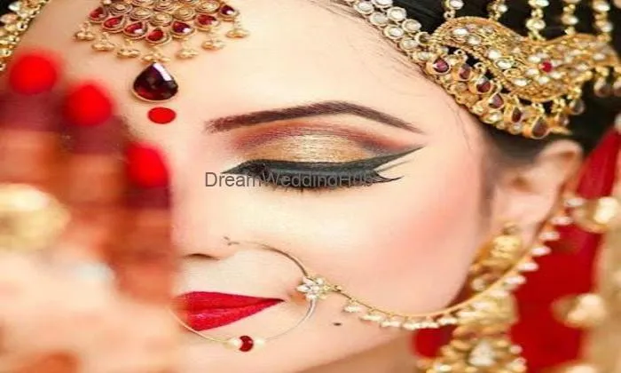 Studio19 Family Make-up, Salon & Spa For Men | Women | Karad | Varungi | Shaniwar Peth Studio19 Family Make-up, Salon & Spa For Men | Women | Karad | Varungi | Shaniwar Peth