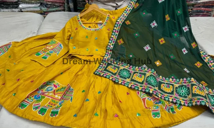 Suhani Dresses  Womens Wear In Ahmedabad