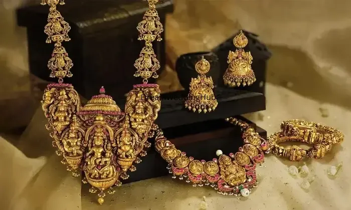 Sumangali Covering Sumangali Covering