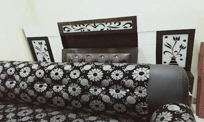 Sumitra Furniture