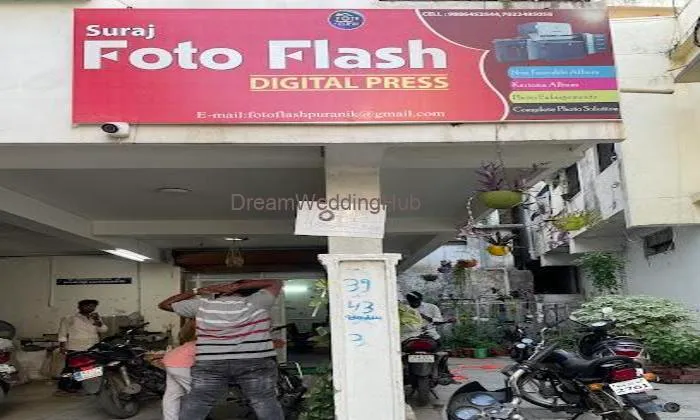 Suraj Foto Flash