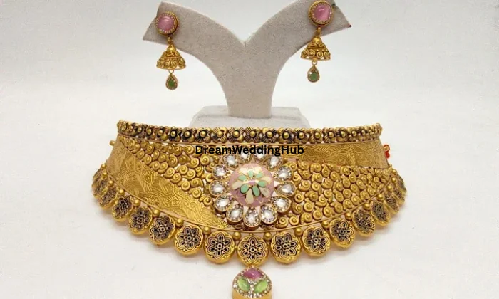 Suresh Chand And Sons Jewellers