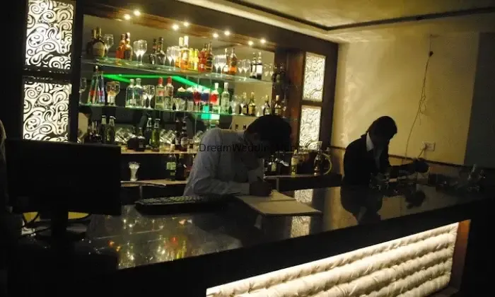 Suroor Lounge  Bar